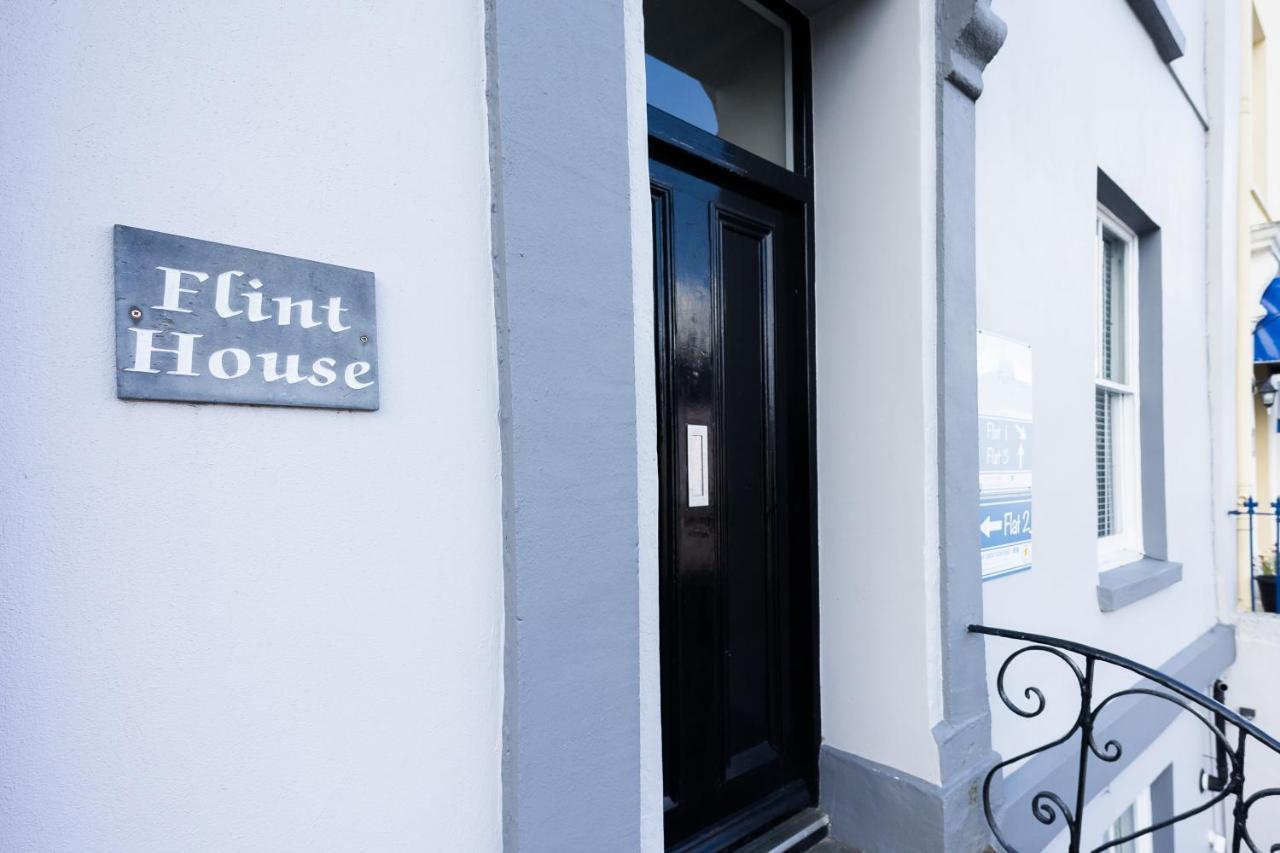 Flat 3 Flint House Tenby - Luxury Couples Apartment Bagian luar foto
