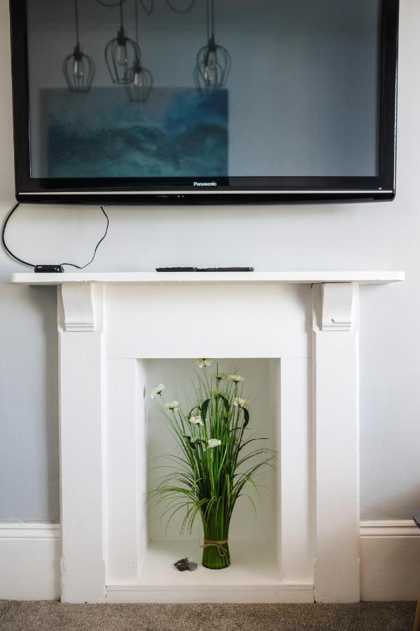 Flat 3 Flint House Tenby - Luxury Couples Apartment Bagian luar foto